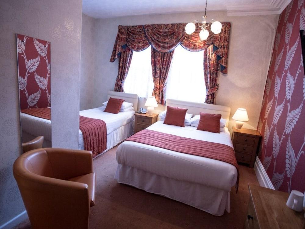 Furzedown Hotel 3*